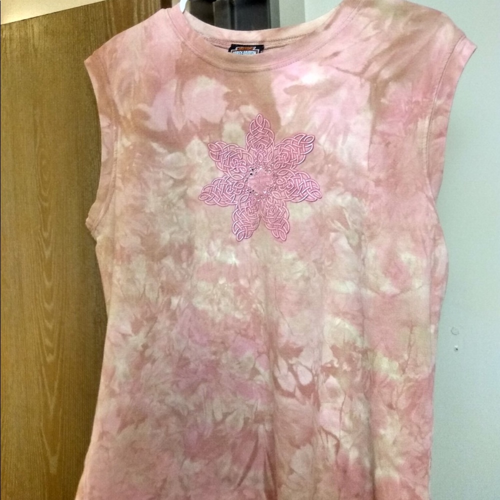 Women’s Harley Davidson shirt